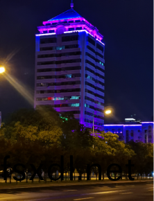 威海卫(wei)生大(da)厦夜景(jing)亮(liang)化